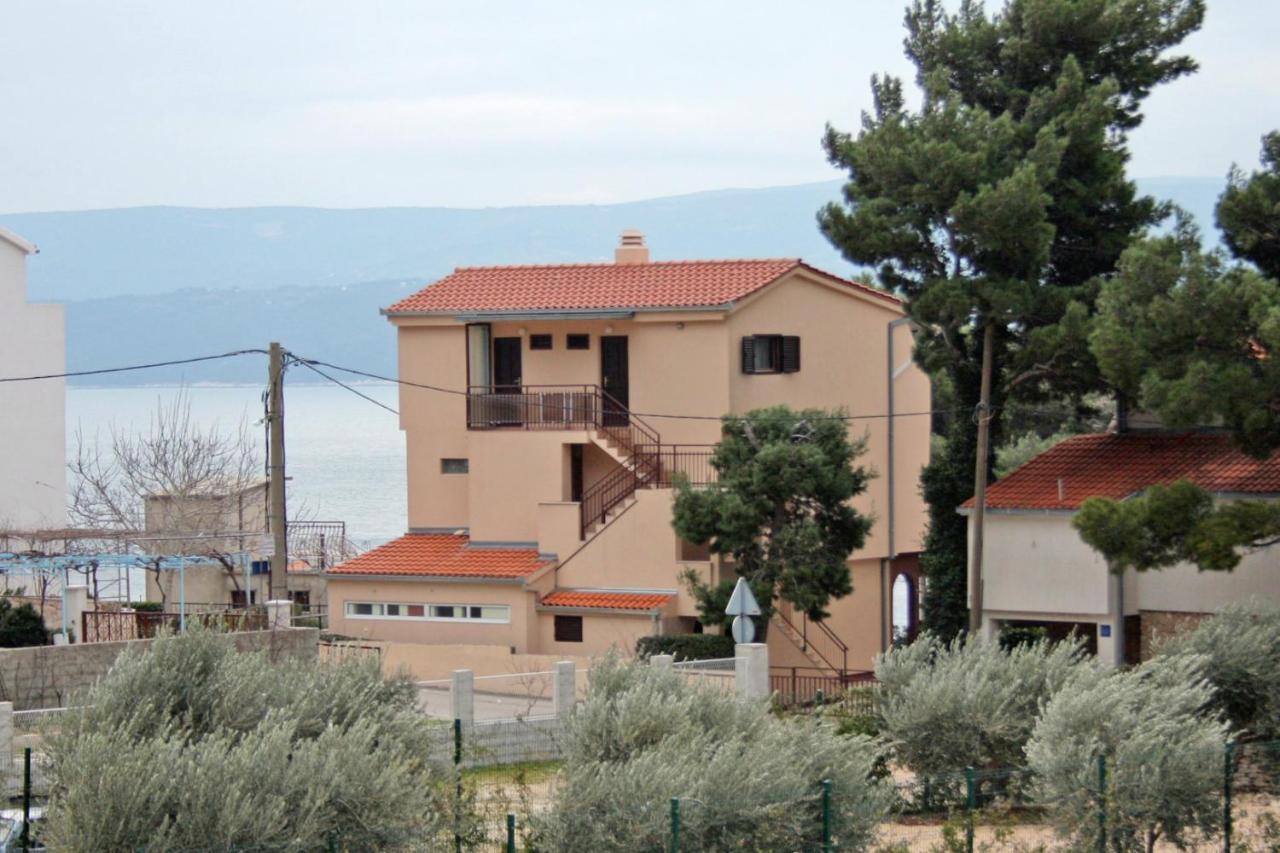 Apartments By The Sea Nemira, Omis - 5884 Tice المظهر الخارجي الصورة