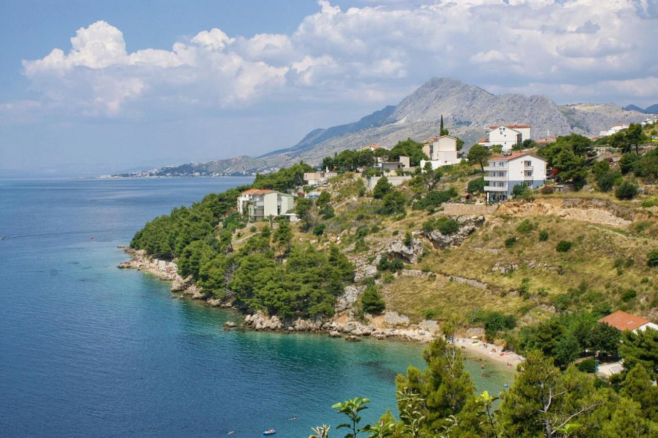 Apartments By The Sea Nemira, Omis - 5884 Tice المظهر الخارجي الصورة