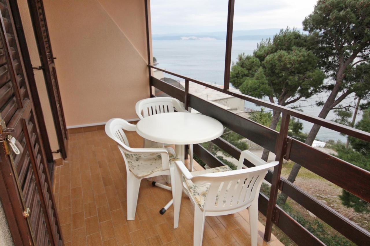Apartments By The Sea Nemira, Omis - 5884 Tice المظهر الخارجي الصورة
