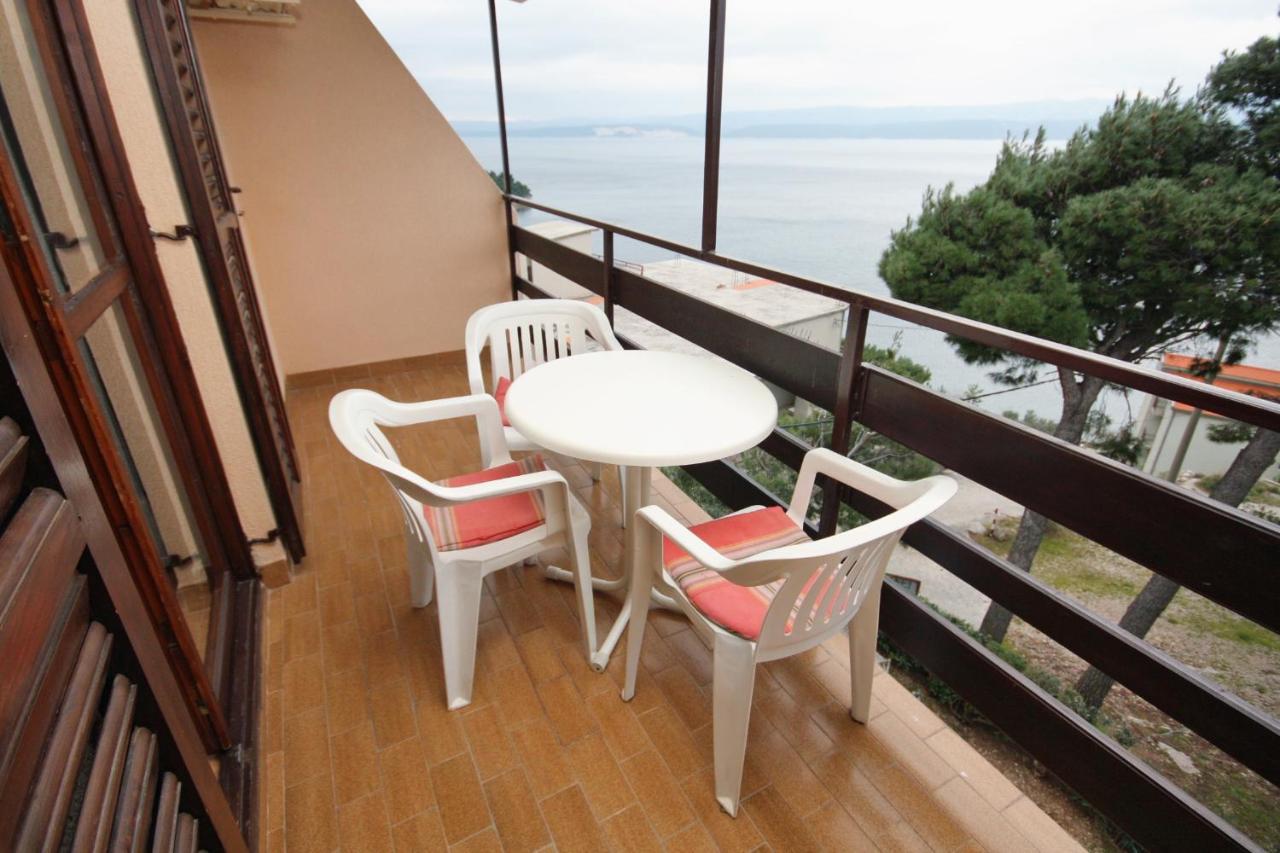 Apartments By The Sea Nemira, Omis - 5884 Tice المظهر الخارجي الصورة